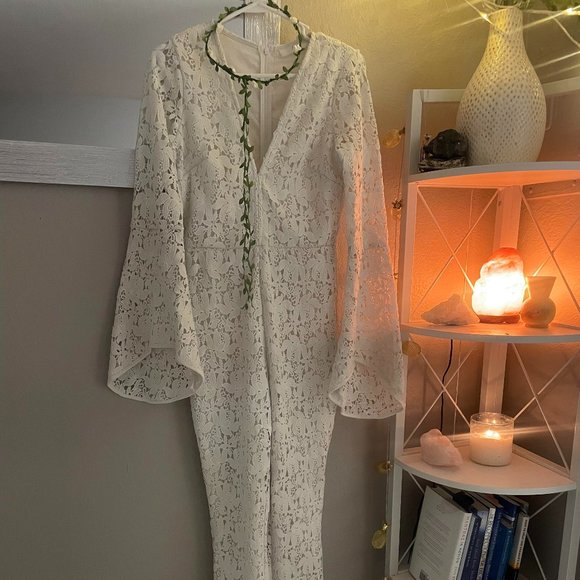 Misguided Ivory Lace Jumpsuit - Picture 1 of 4